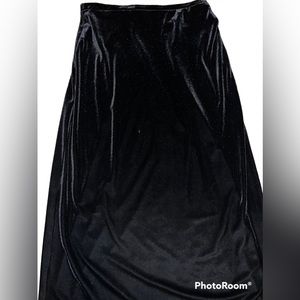 Vintage long velvet skirt black size small elastic waist